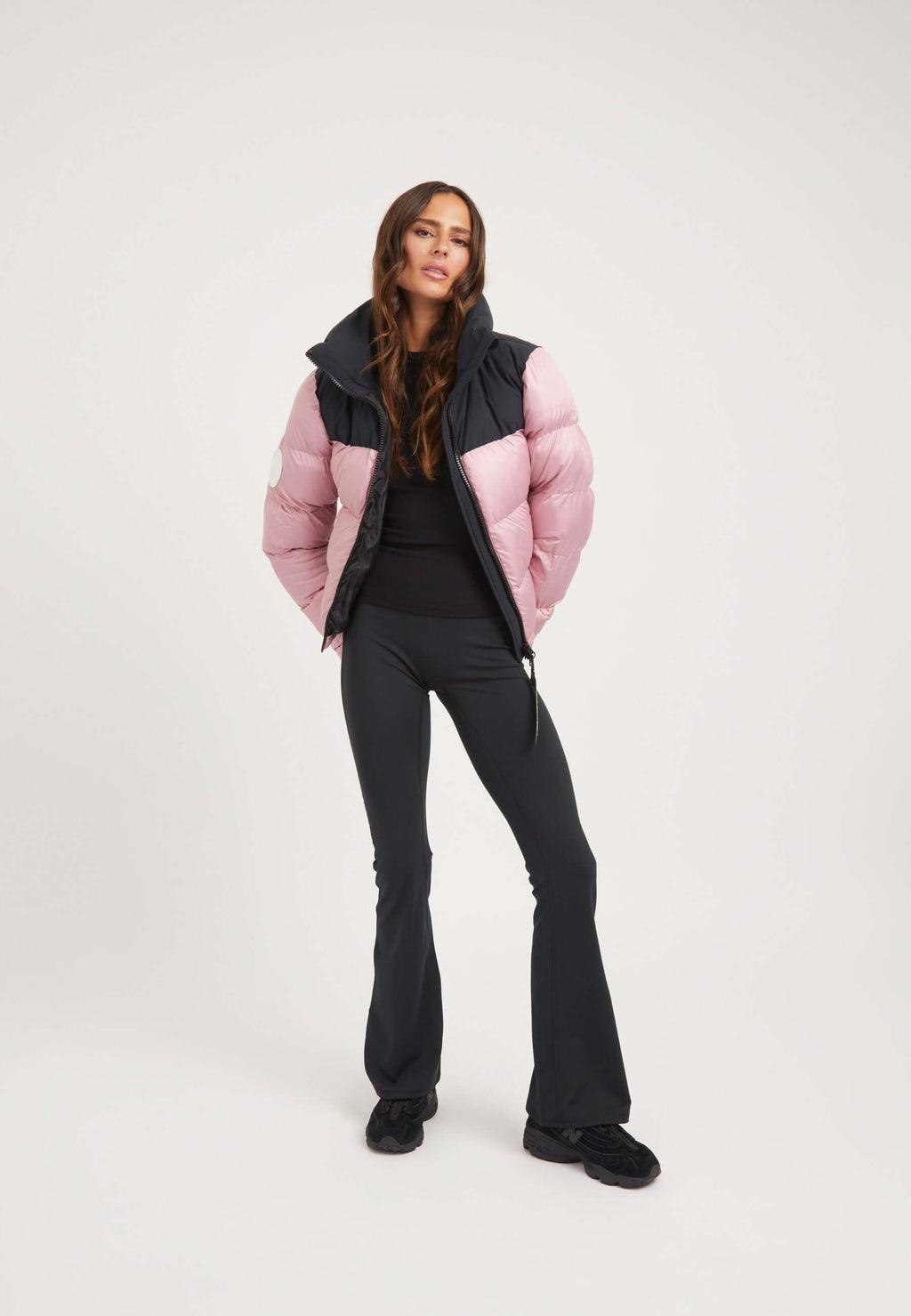 Diamond Funnel Jacket Powder Pink Black