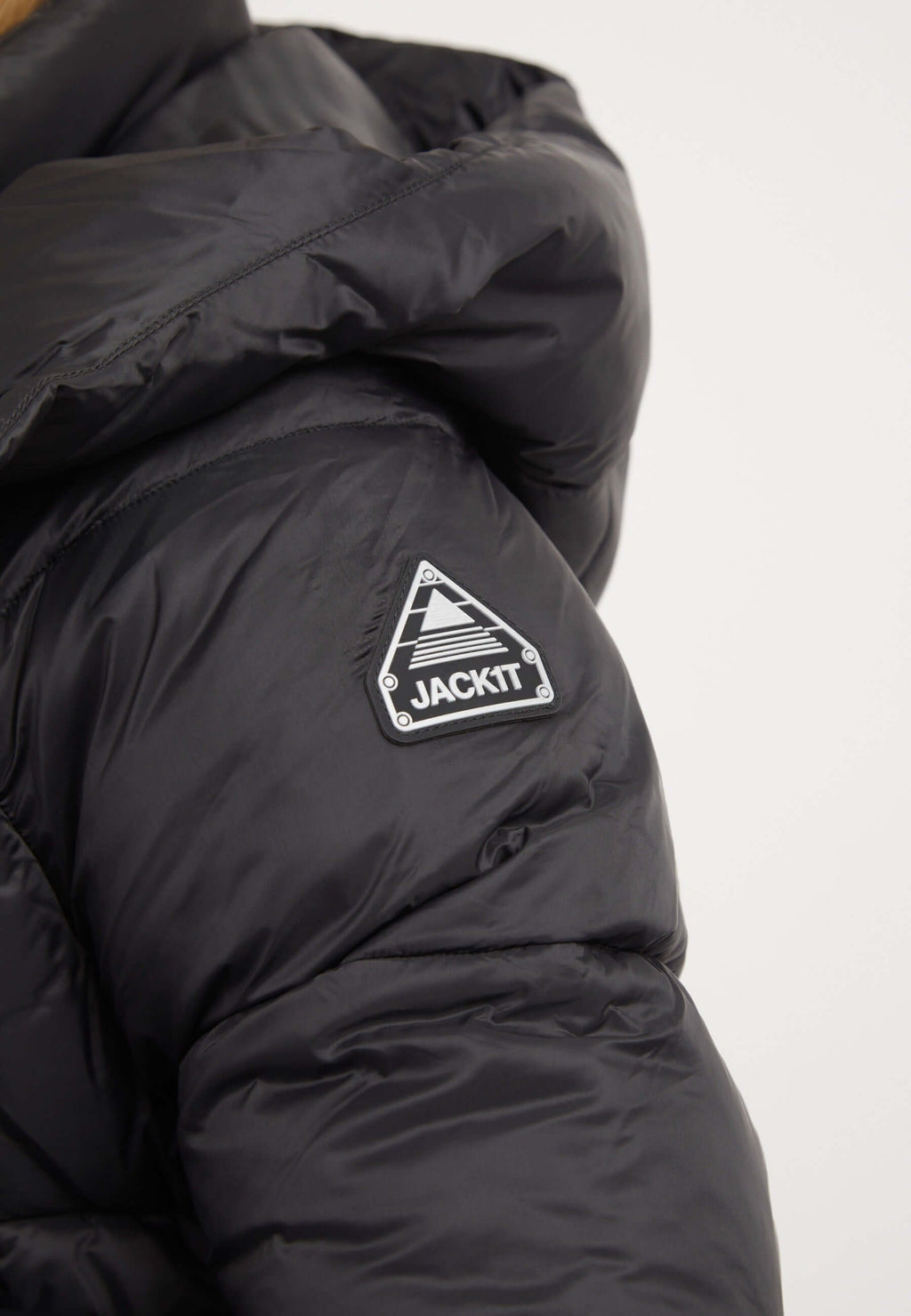 Cloud Crop Jacket Black