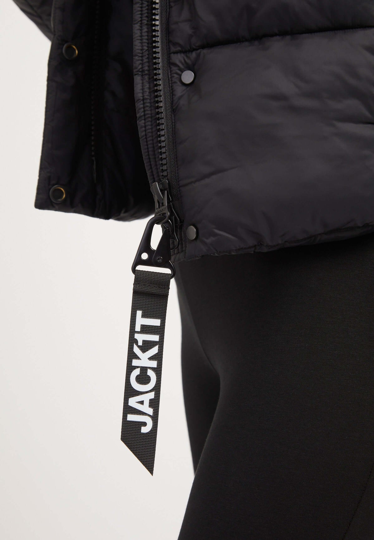 Cloud Crop Jacket Black