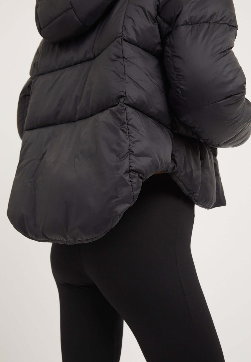 Cloud Crop Jacket Black