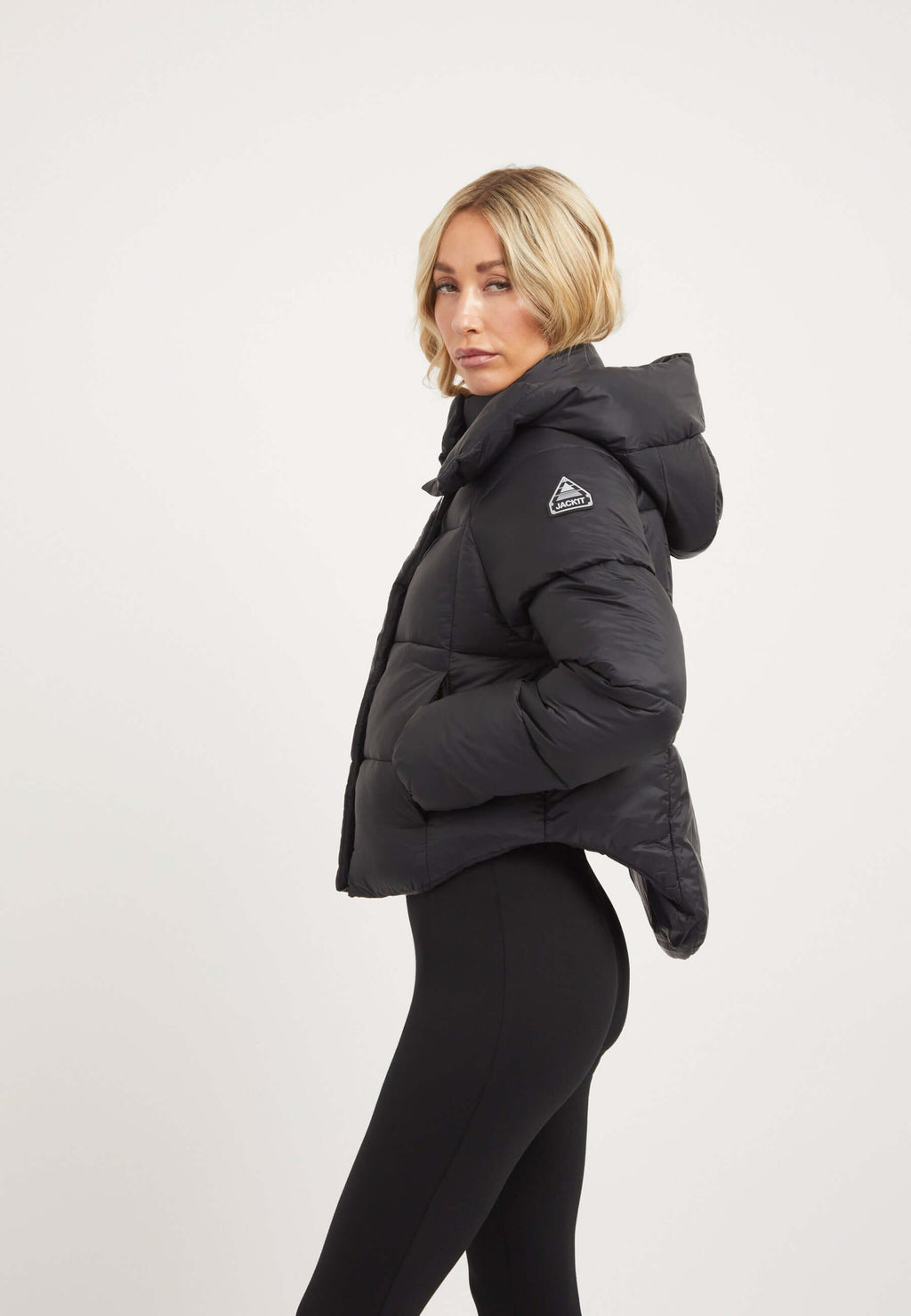 Cloud Crop Jacket Black