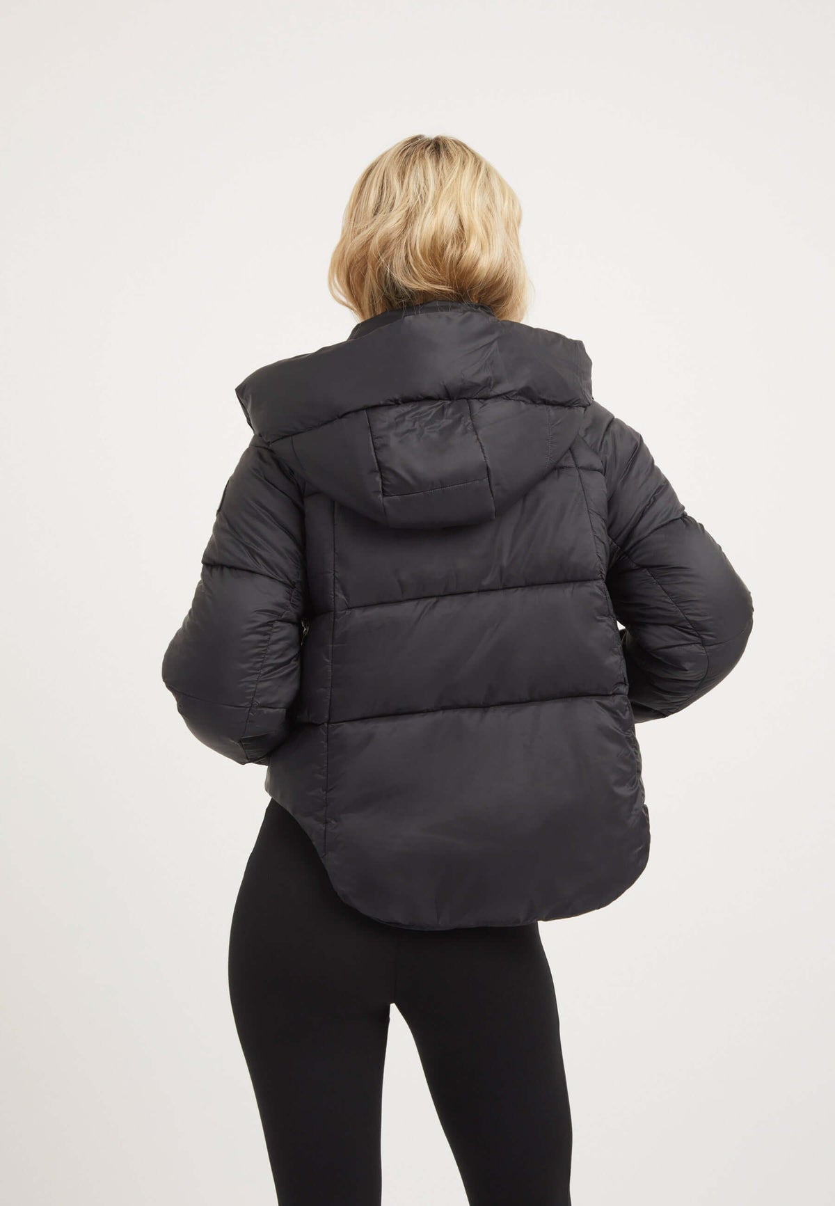 Cloud Crop Jacket Black