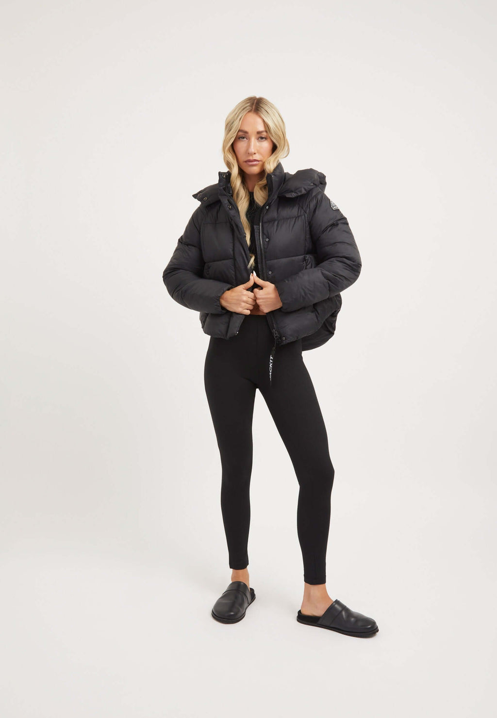 Cloud Crop Jacket Black