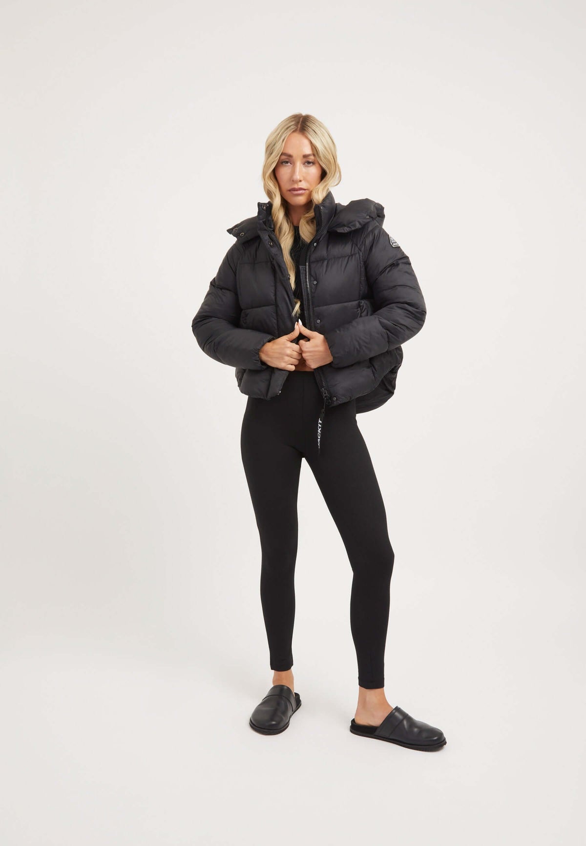 Cloud Crop Jacket Black