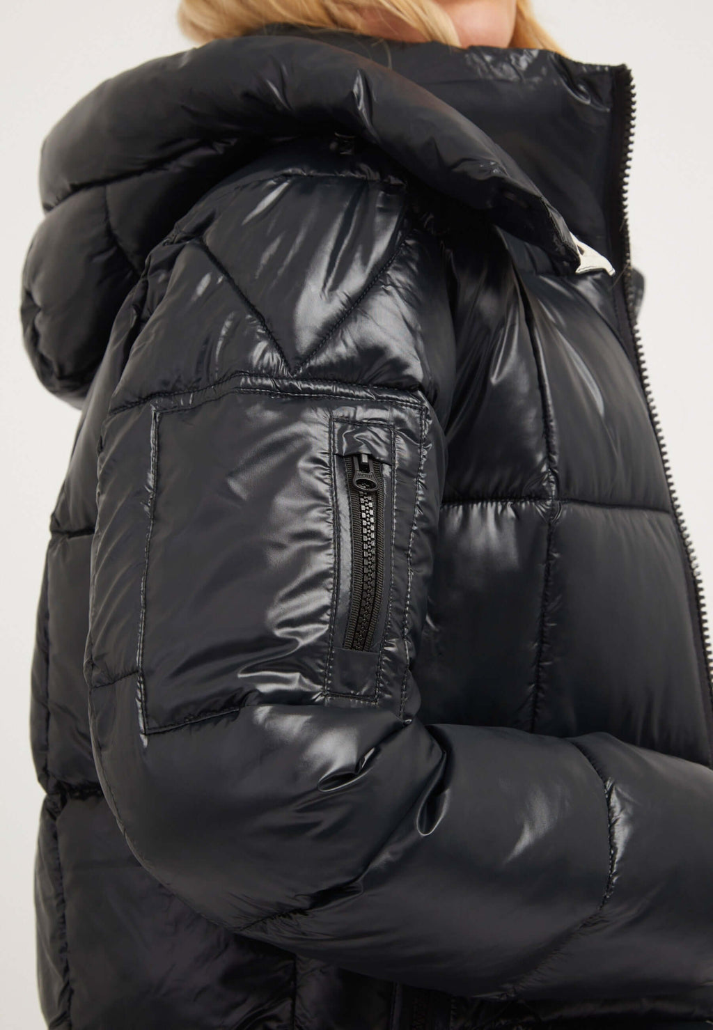 EZ Box Racer Jacket Black