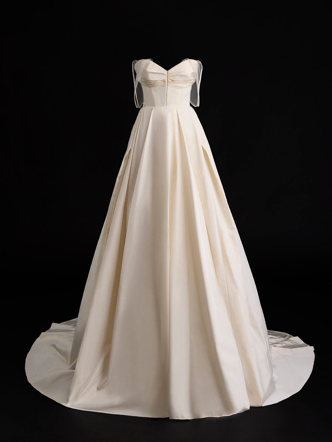 Vera Wang — JEAN